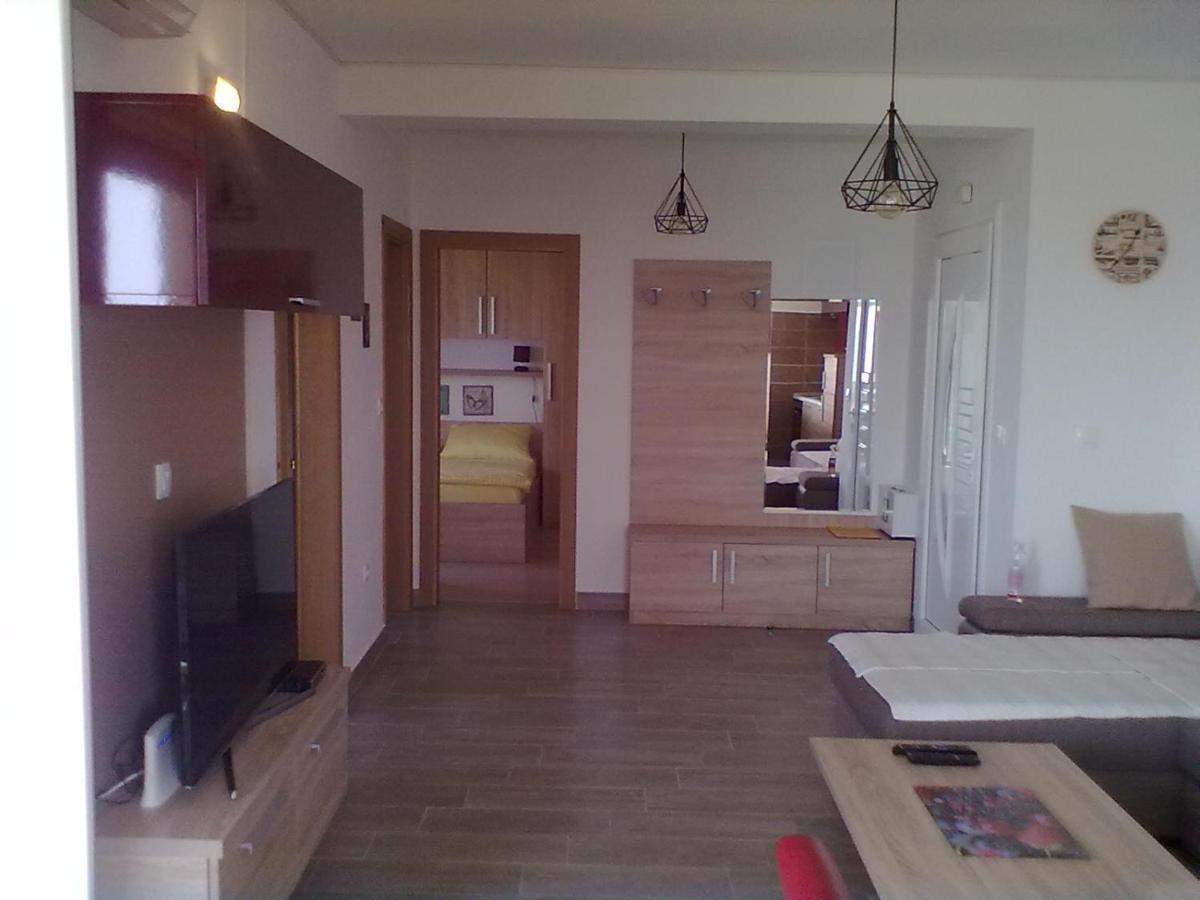 Apartman Mihalj Zadar-Rtina Miletici Buitenkant foto