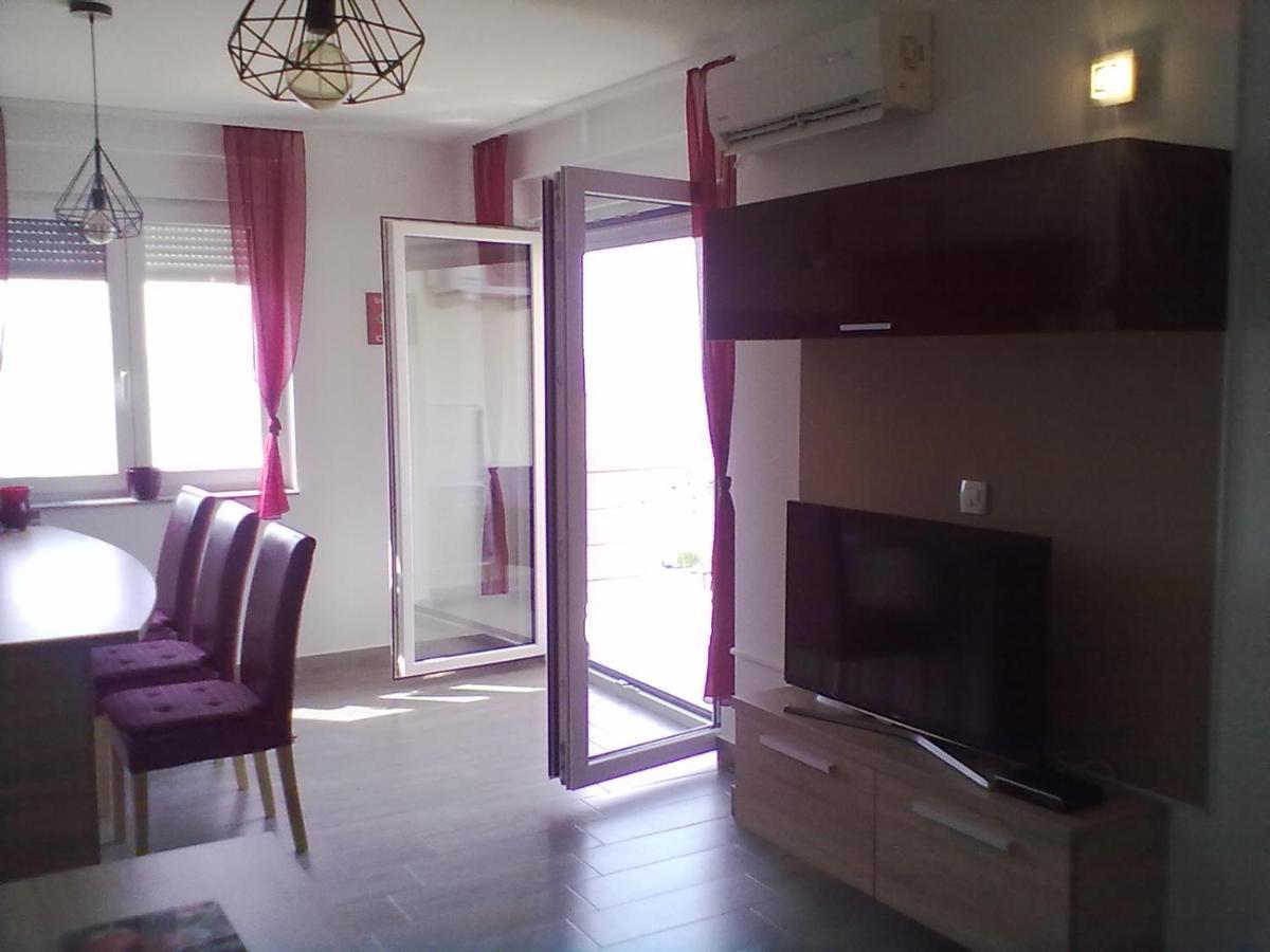 Apartman Mihalj Zadar-Rtina Miletici Buitenkant foto